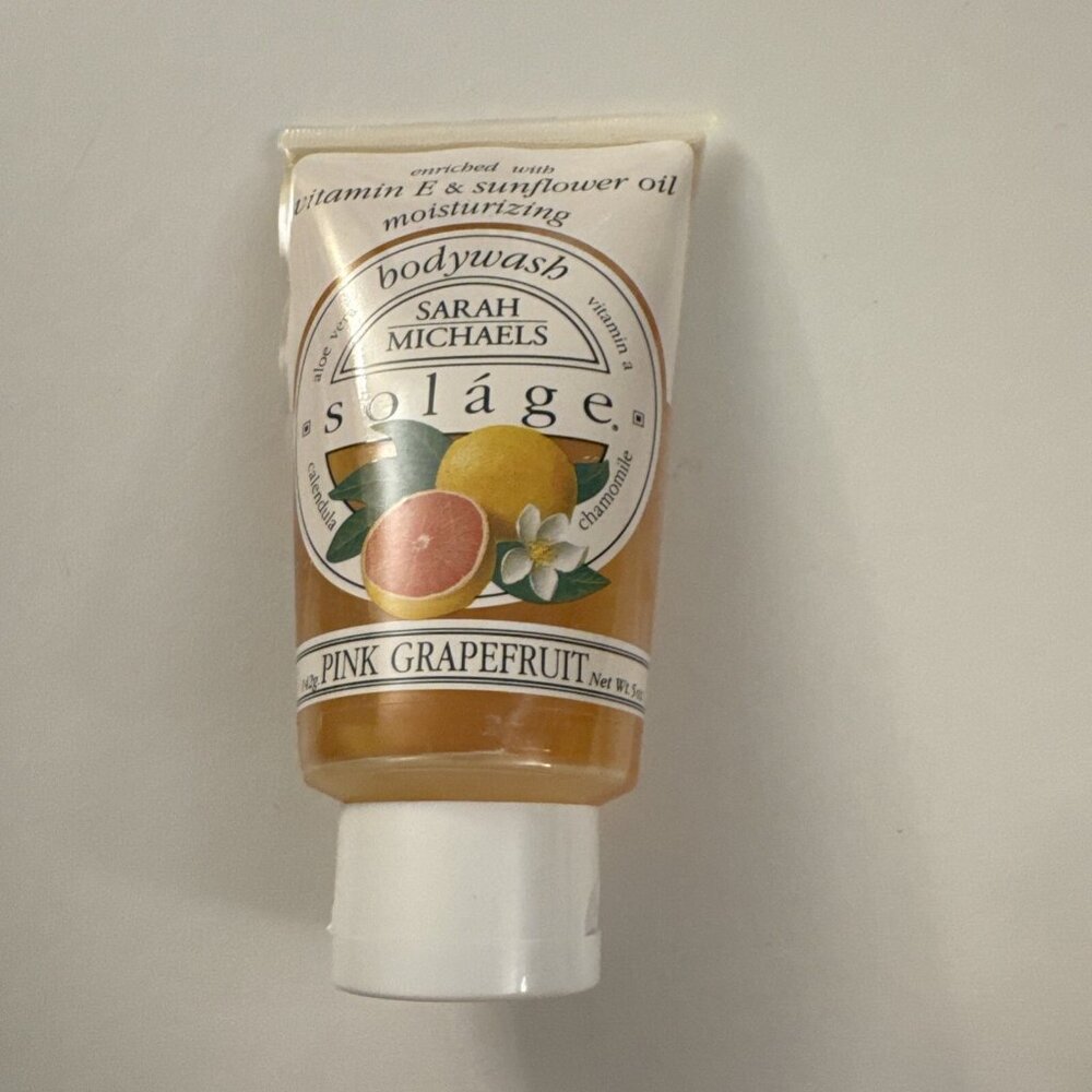 Vintage Sarah Michaels Pink Grapefruit Solage Bodywash 5 Oz J7